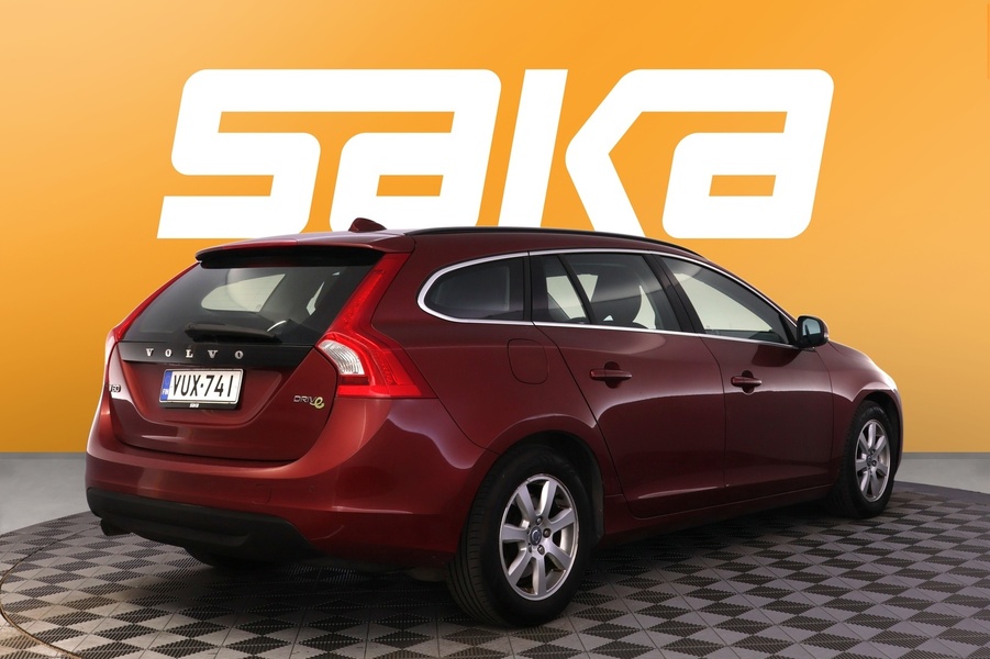 Volvo V60 vaihtoauto