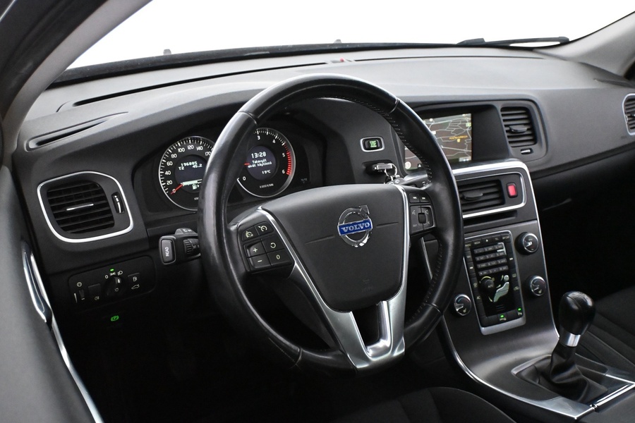 Volvo V60 vaihtoauto