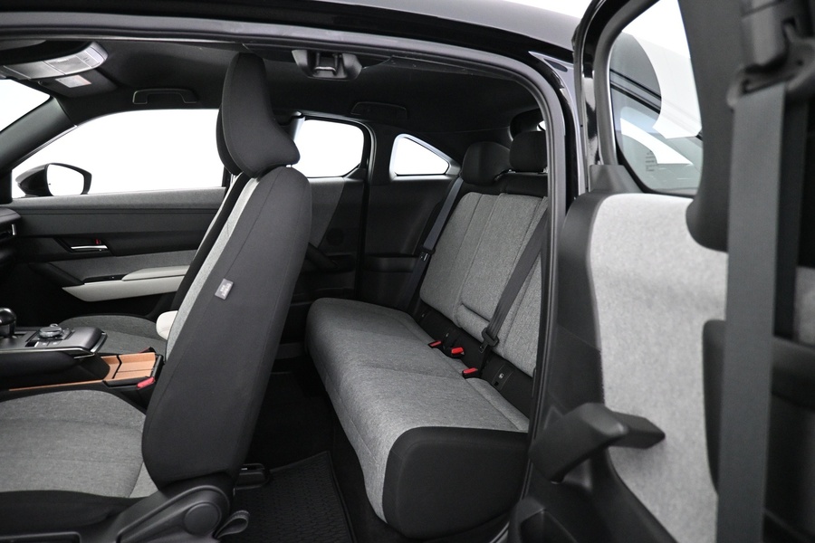 Mazda MX-30 vaihtoauto