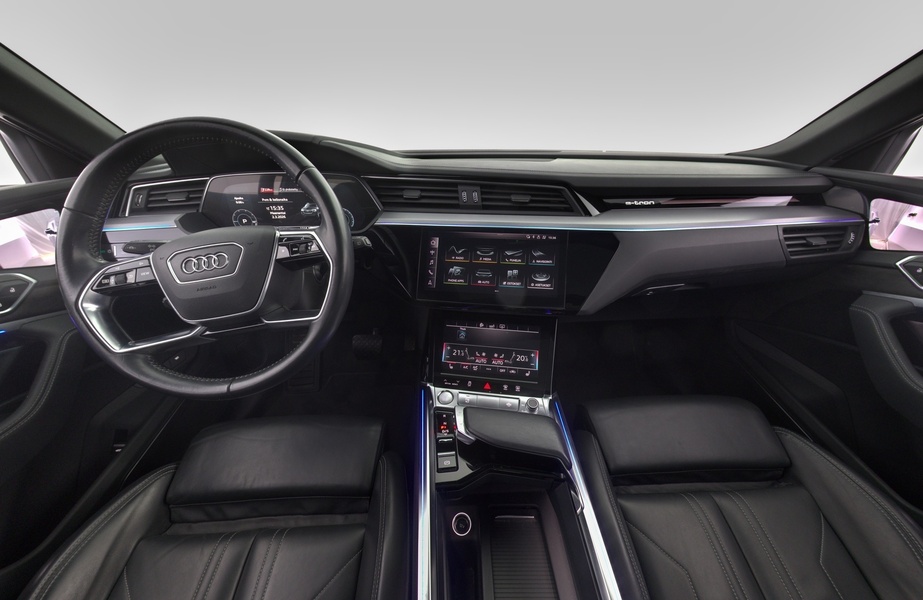 Audi e-tron vaihtoauto