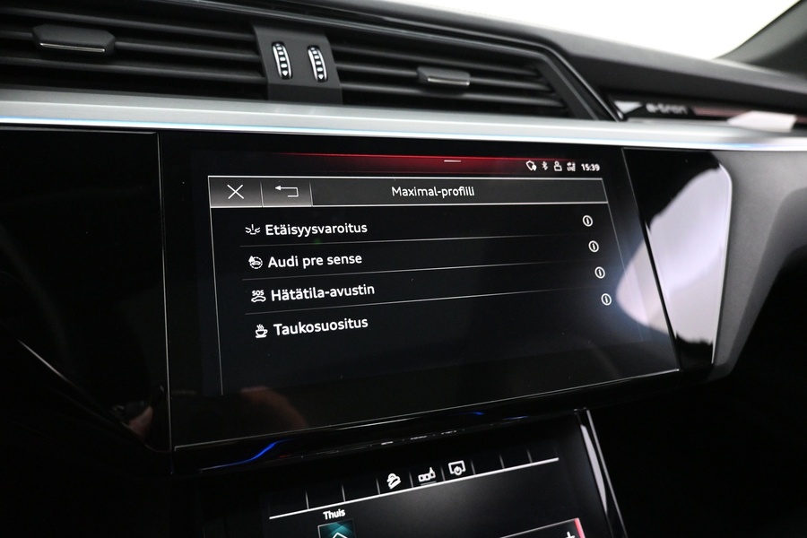 Audi e-tron vaihtoauto