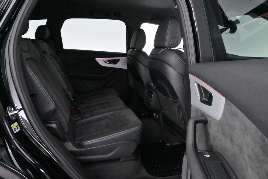 Audi Q7 vaihtoauto