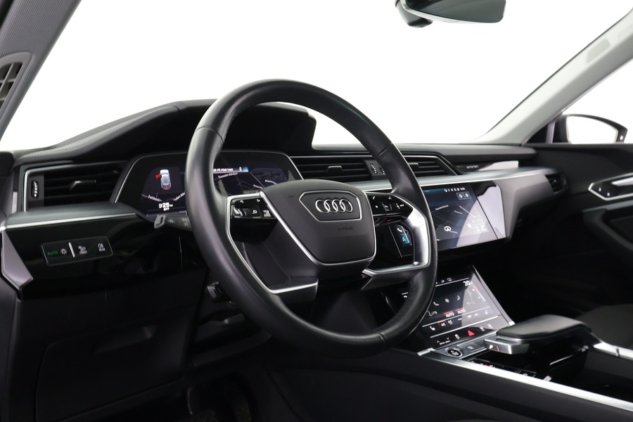 Audi e-tron vaihtoauto