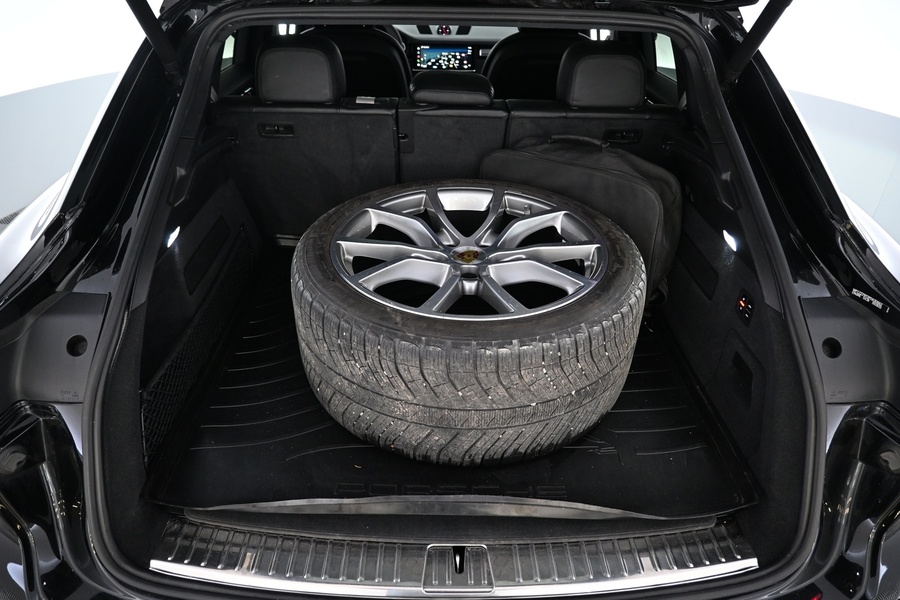 Porsche Cayenne vaihtoauto