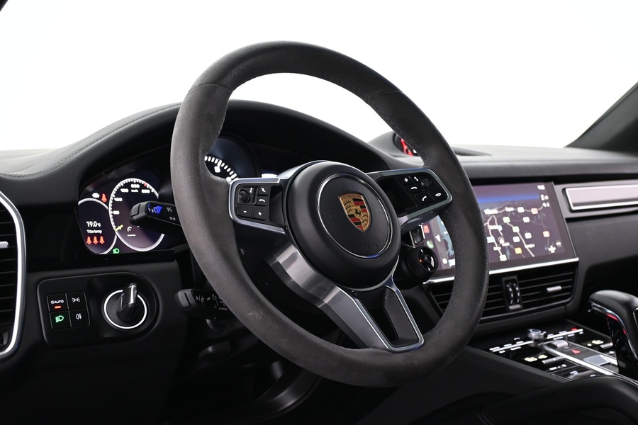 Porsche Cayenne vaihtoauto