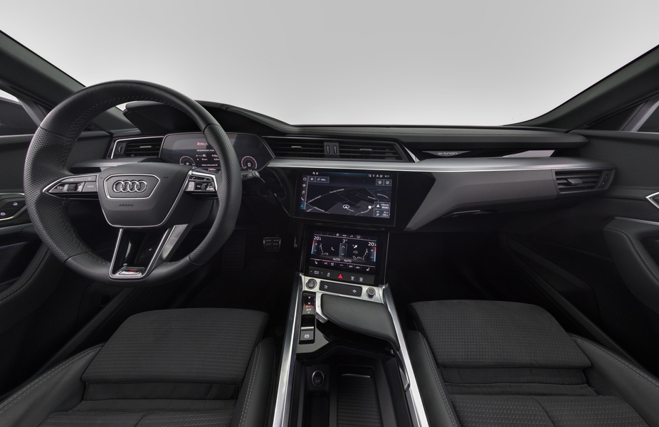 Audi Q8 e-tron vaihtoauto