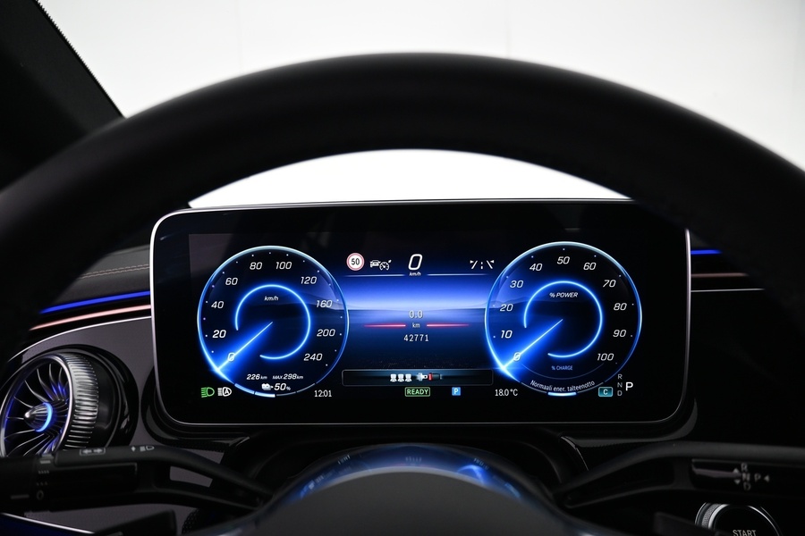 Mercedes-Benz EQE vaihtoauto