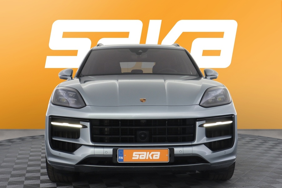 Porsche Cayenne vaihtoauto