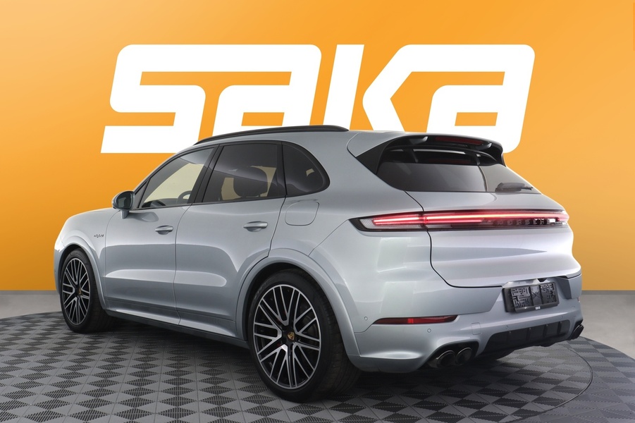 Porsche Cayenne vaihtoauto