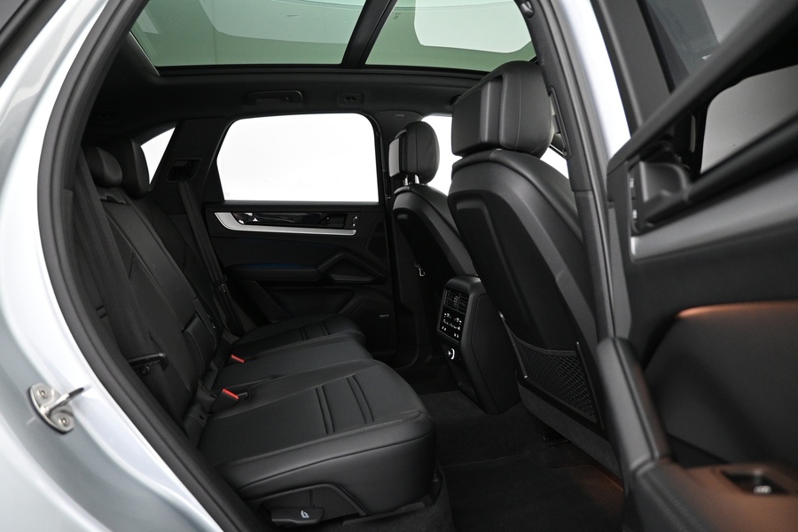 Porsche Cayenne vaihtoauto