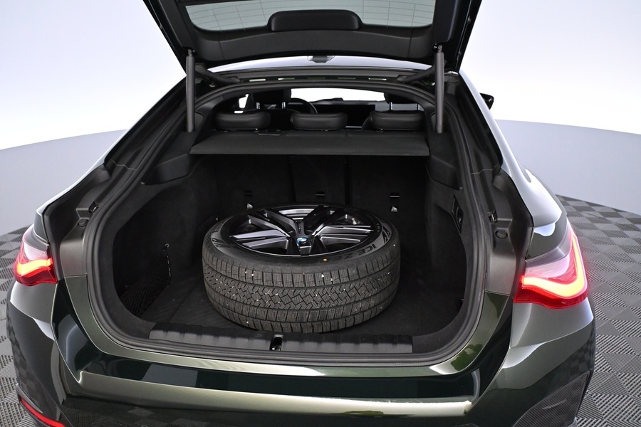 BMW i4 M50 vaihtoauto