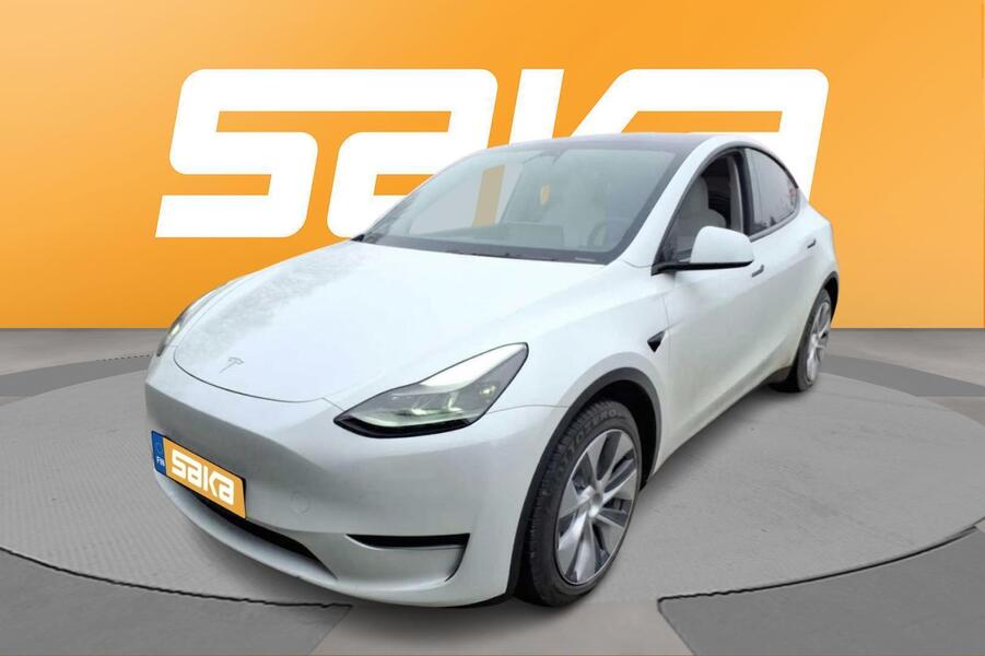 Tesla Model Y vaihtoauto