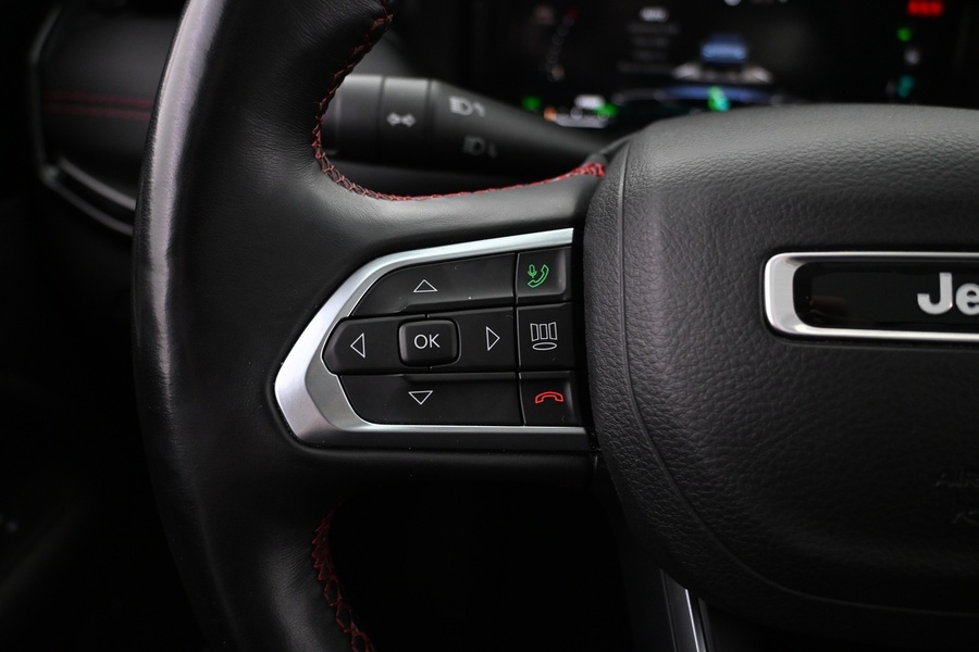 Jeep Compass vaihtoauto