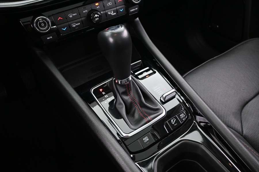 Jeep Compass vaihtoauto