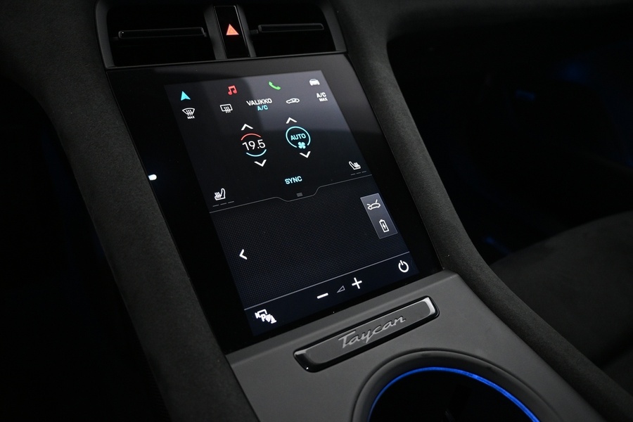 Porsche Taycan vaihtoauto