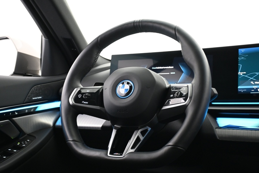 BMW i5 vaihtoauto