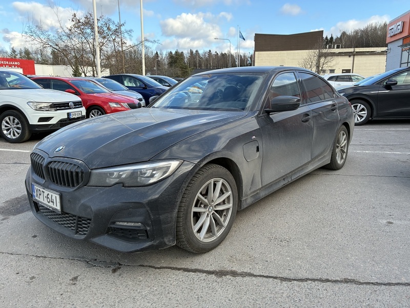 BMW 330 vaihtoauto