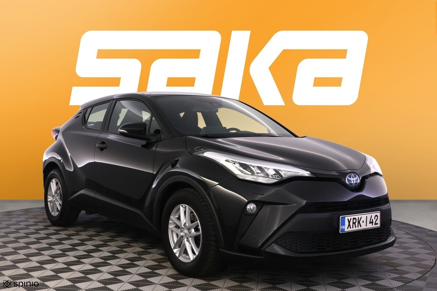 Toyota C-HR vaihtoauto