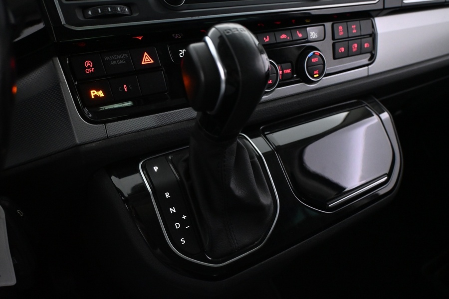 Volkswagen Multivan vaihtoauto