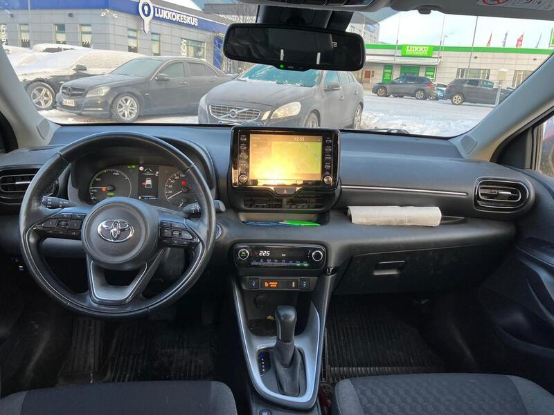 Toyota Yaris vaihtoauto