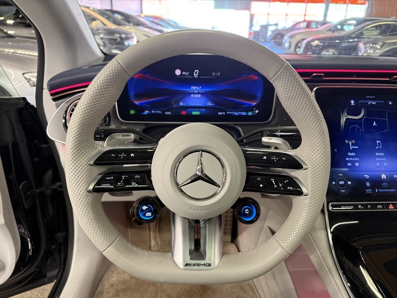 Mercedes-Benz EQE vaihtoauto