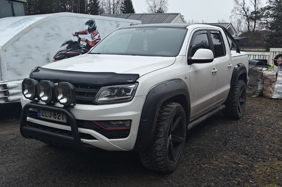 Volkswagen Amarok vaihtoauto