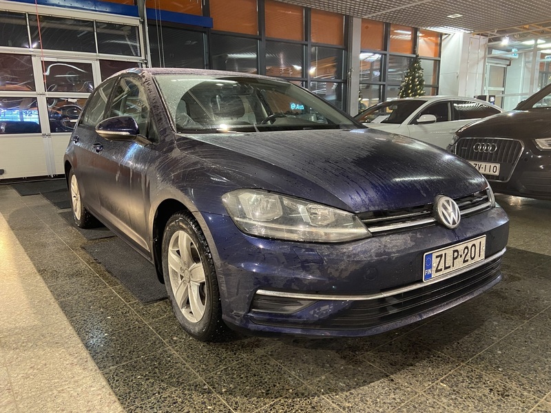 Volkswagen Golf vaihtoauto