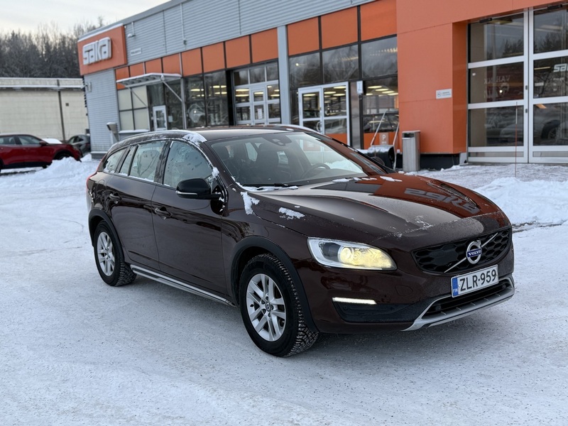 Volvo V60 Cross Country vaihtoauto