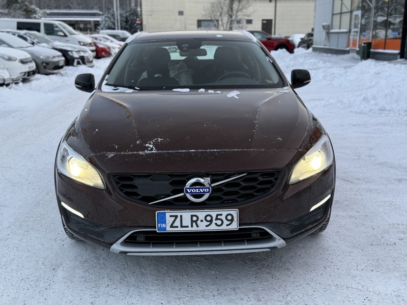 Volvo V60 Cross Country vaihtoauto