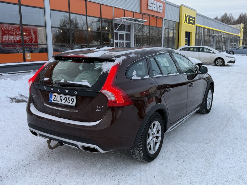 Volvo V60 Cross Country vaihtoauto