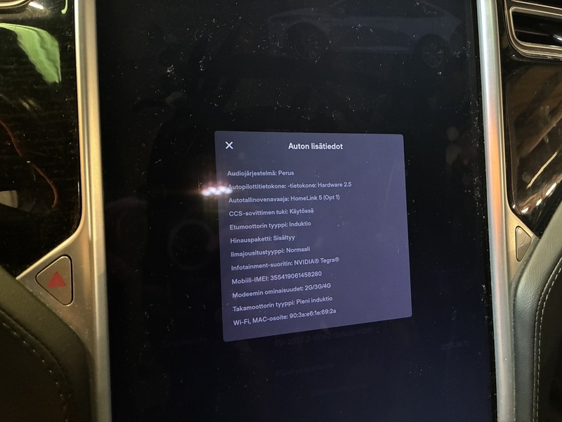 Tesla Model X vaihtoauto