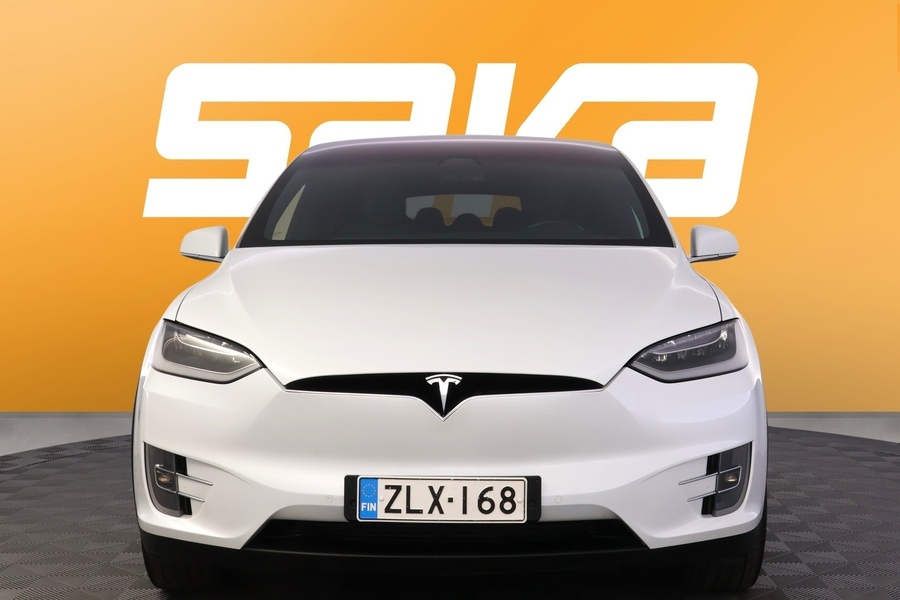 Tesla Model X vaihtoauto