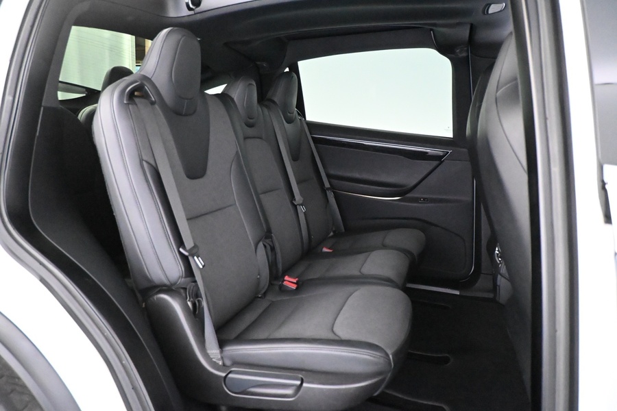 Tesla Model X vaihtoauto