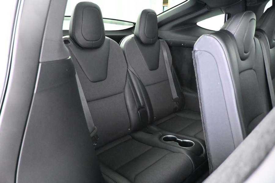 Tesla Model X vaihtoauto