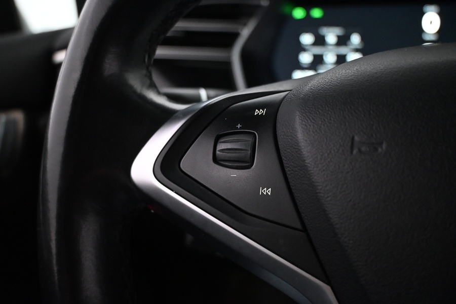 Tesla Model X vaihtoauto