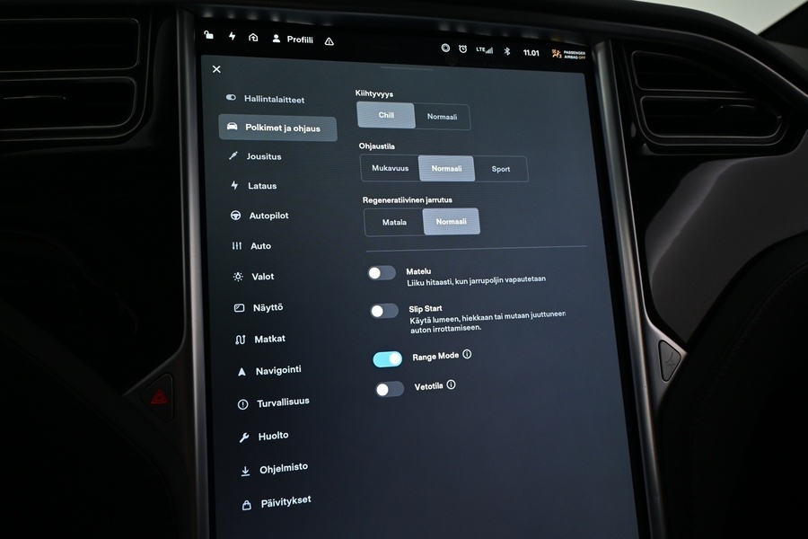 Tesla Model X vaihtoauto