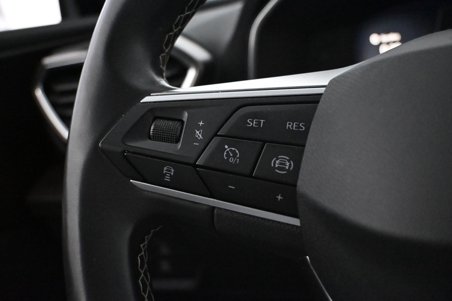 SEAT Leon Sportstourer vaihtoauto