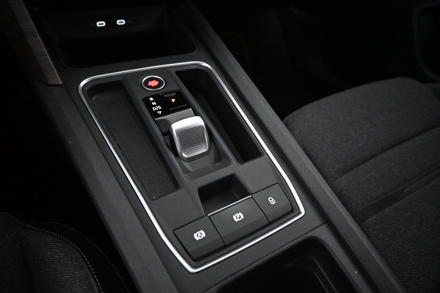 SEAT Leon Sportstourer vaihtoauto