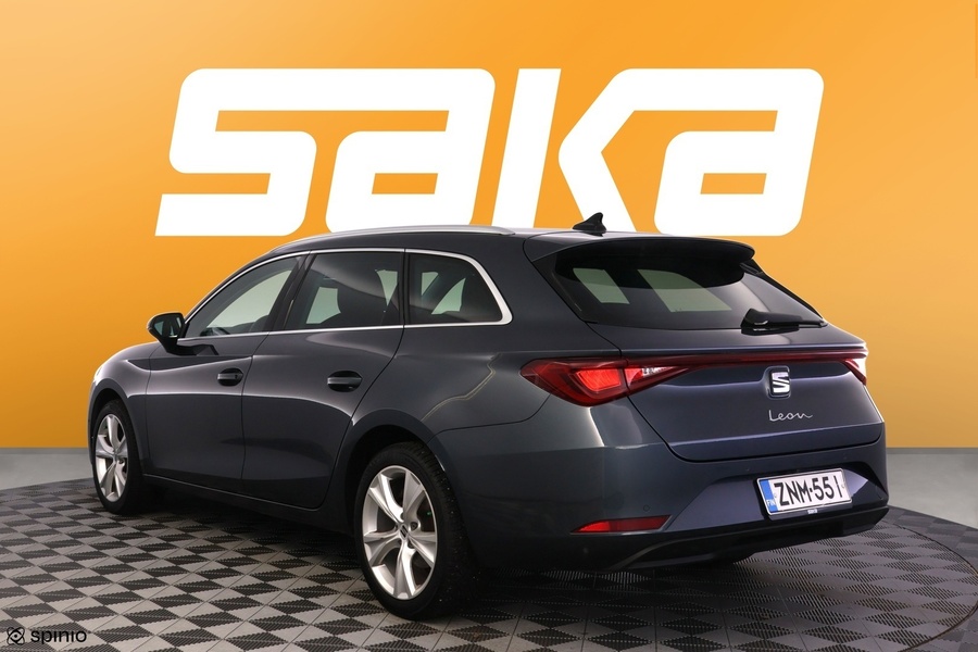 SEAT Leon Sportstourer vaihtoauto