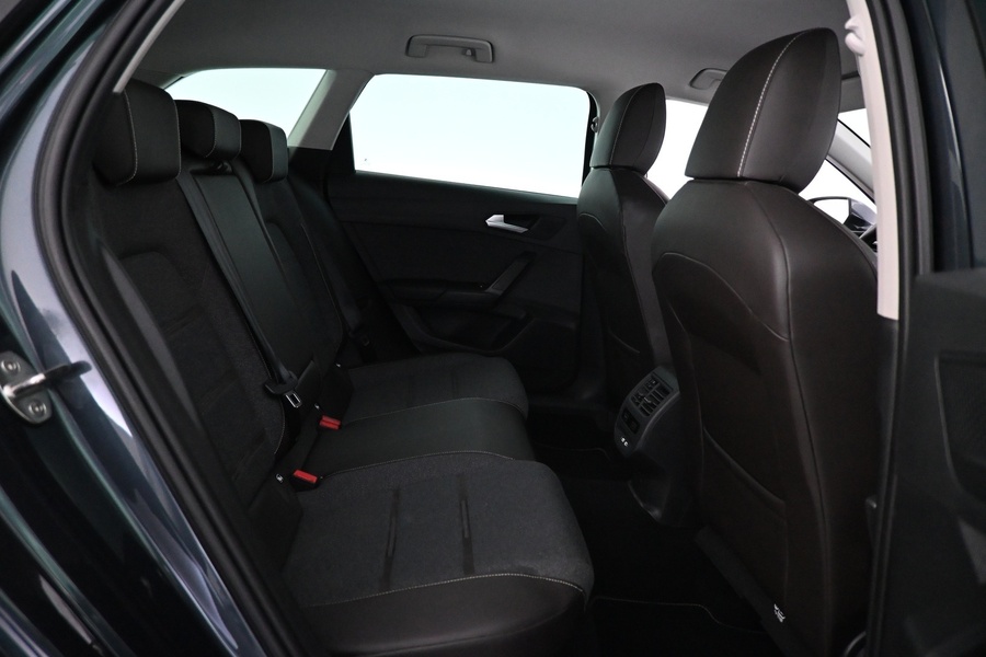 SEAT Leon Sportstourer vaihtoauto