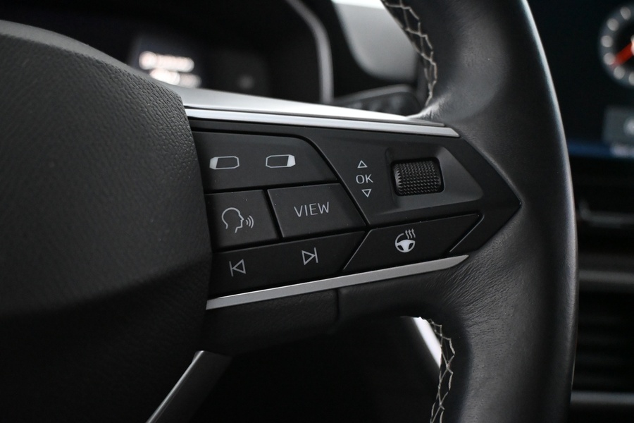 SEAT Leon Sportstourer vaihtoauto