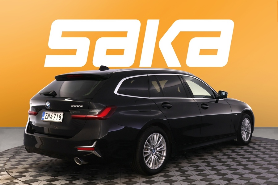 BMW 320 vaihtoauto