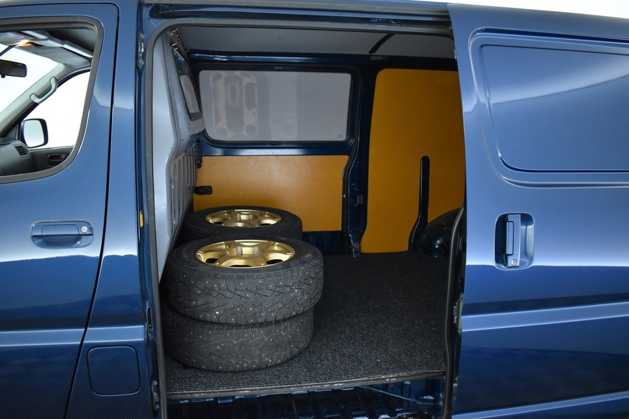 Toyota Hiace vaihtoauto