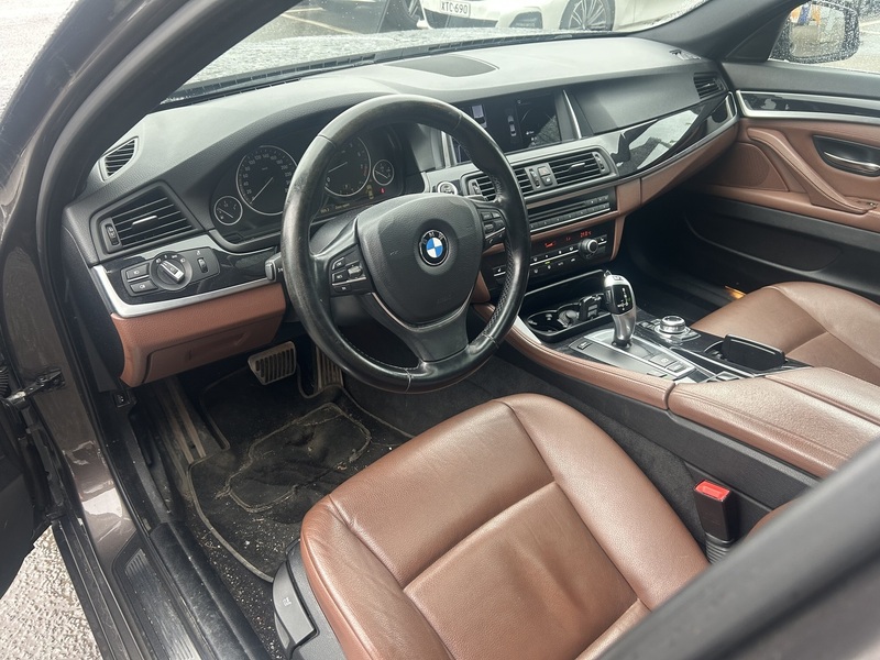 BMW 523 vaihtoauto