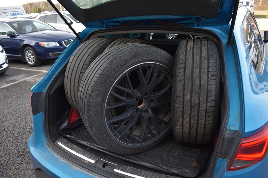 SEAT Leon ST vaihtoauto