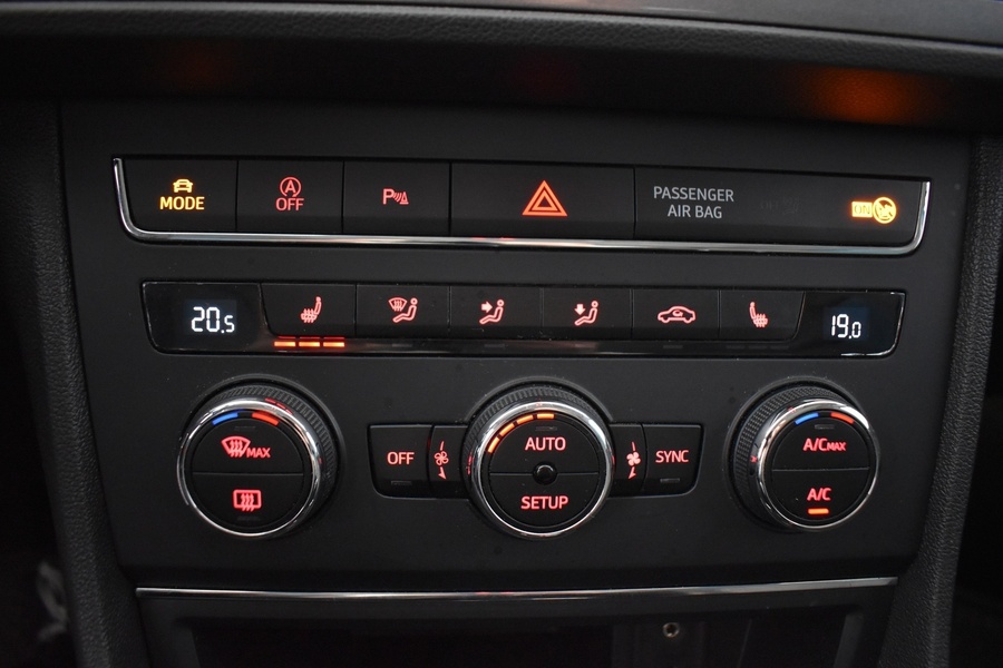 SEAT Leon ST vaihtoauto