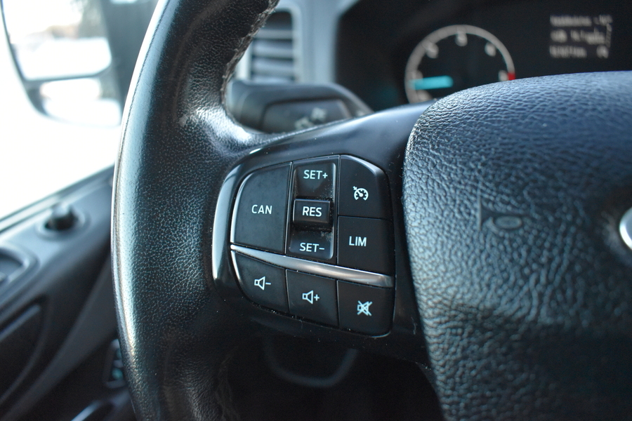 Ford Transit Custom vaihtoauto