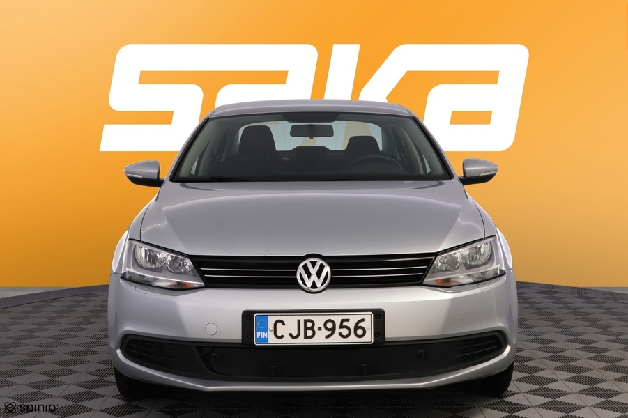 Volkswagen Jetta vaihtoauto