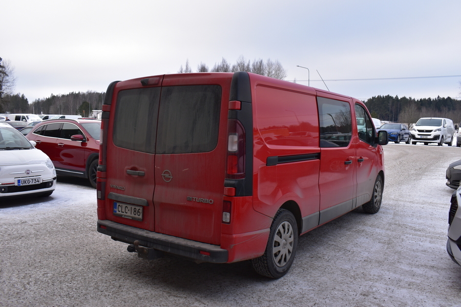 Opel Vivaro vaihtoauto