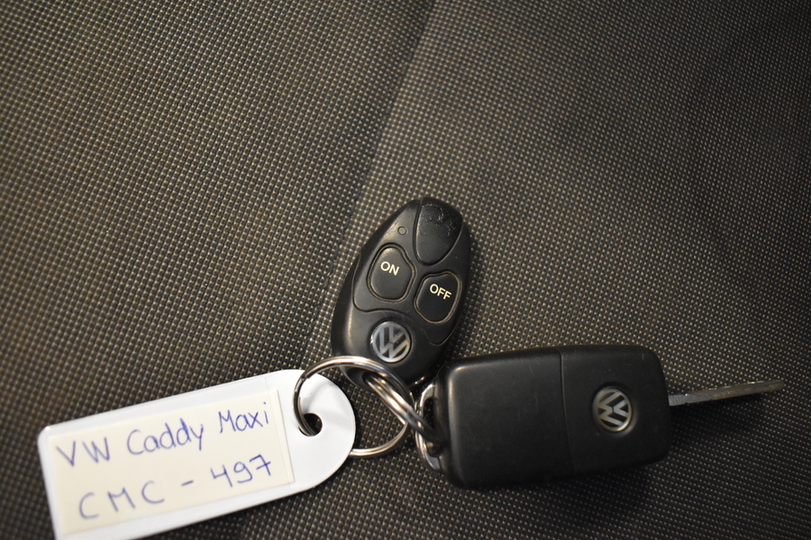 Volkswagen Caddy Maxi vaihtoauto